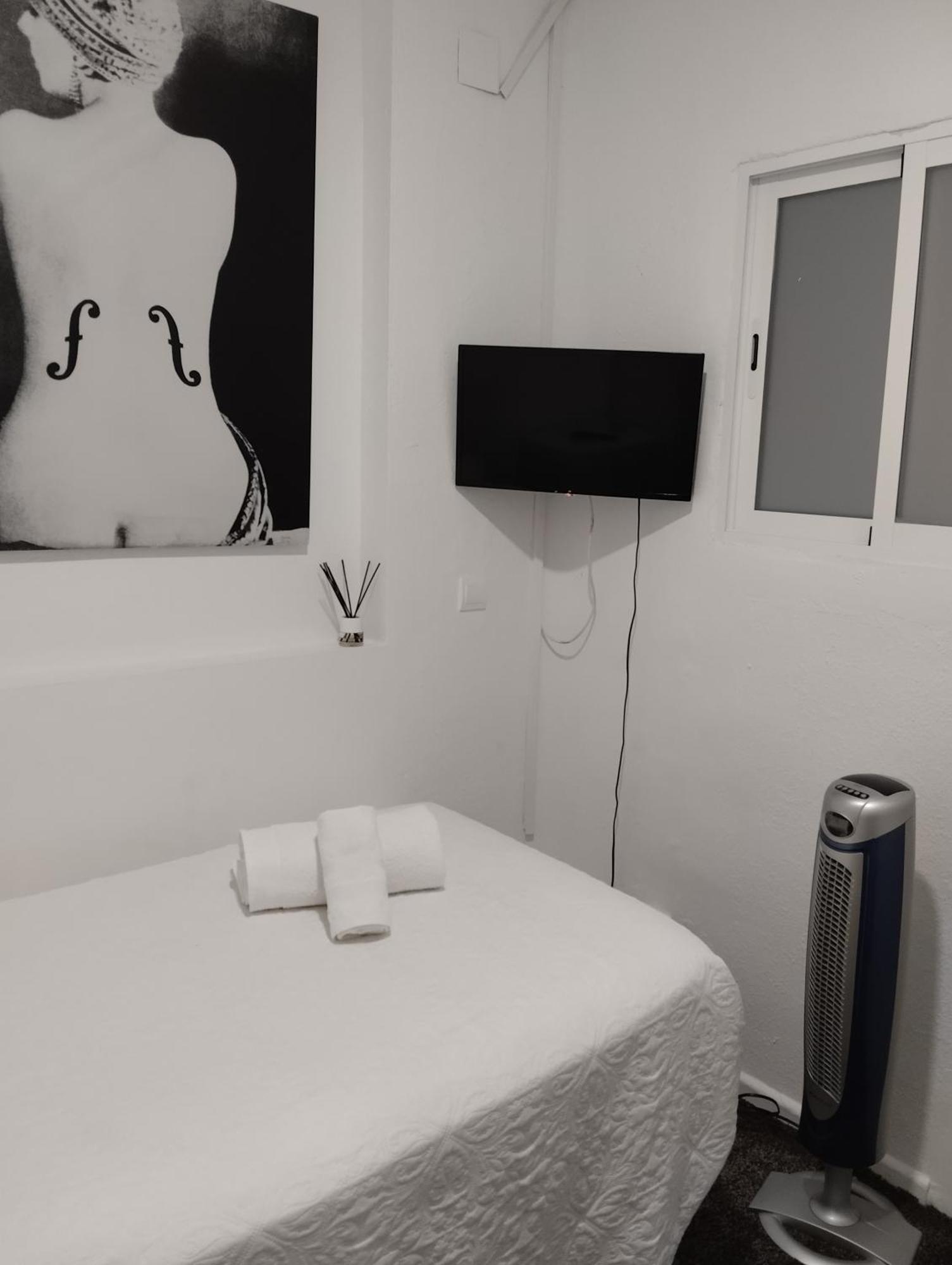 Habitacion Cerca Centro De Madrid Oda fotoğraf