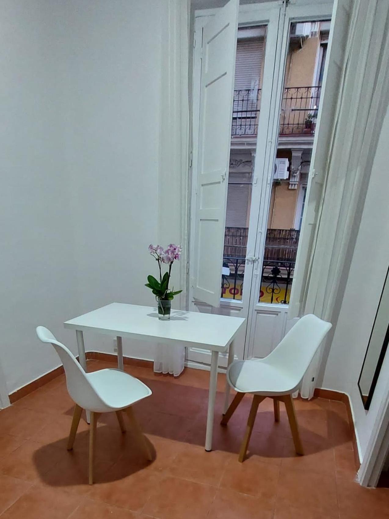 Habitacion Cerca Centro De Madrid Oda fotoğraf